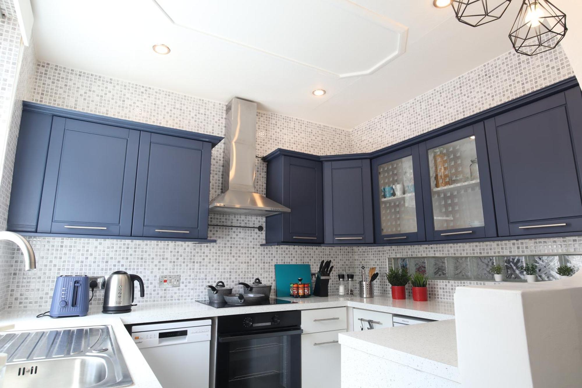 2-Bedroom, Free Parking, High Speed Wi-Fi, Swinton Manchester Extérieur photo